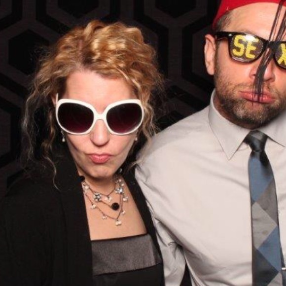 Meet your Posher, Danielle - Picture 1 of 1